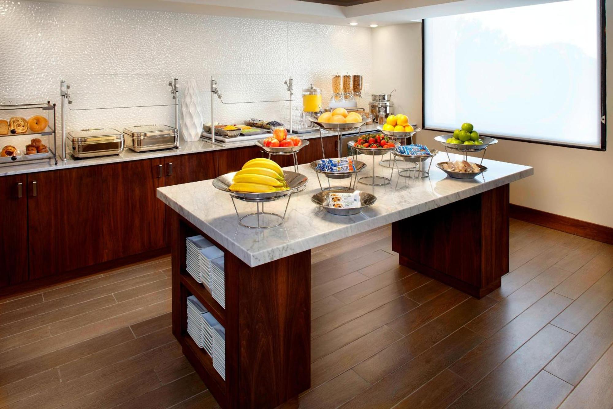 Raleigh Marriott Crabtree Valley Esterno foto